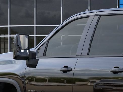 New 2026 Chevrolet Silverado 2500 LTZ w/ LTZ Plus Package AWD/4WD image 12
