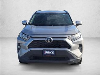 Used 2021 Toyota RAV4 XLE w/ Convenience Package FWD video 2