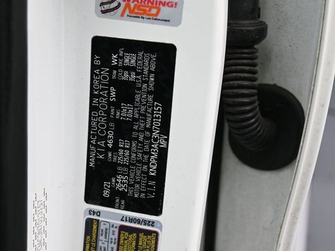 Used 2022 Kia Sportage LX image 17