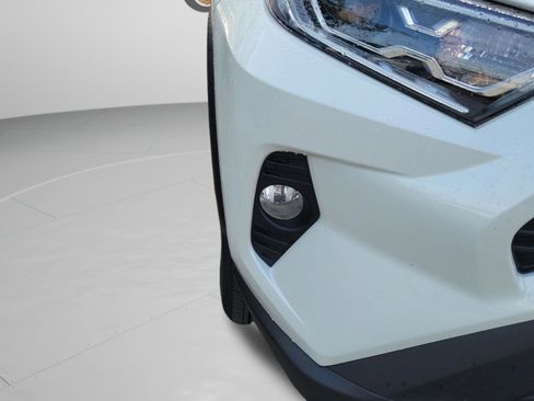 Used 2021 Toyota RAV4 XLE Premium AWD/4WD image 12