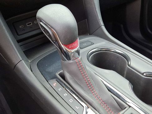 Used 2023 Chevrolet Equinox RS w/ LPO, Floor Liner Package image 14