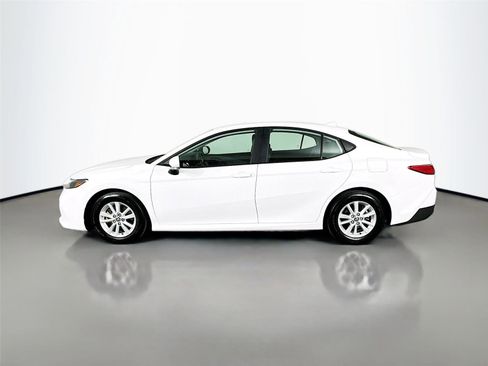 Certified 2025 Toyota Camry LE FWD image 8