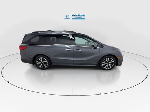 Used 2019 Honda Odyssey Elite image 3