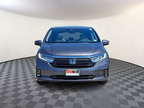 Used 2023 Honda Odyssey Elite image 3