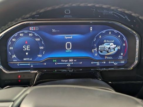 Certified 2024 Chevrolet Silverado 2500 High Country w/ Technology Package image 16