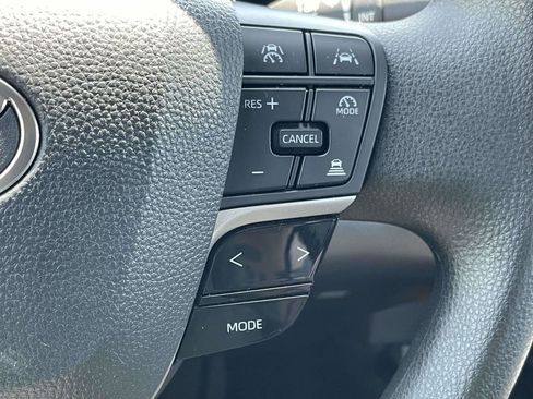 Used 2025 Toyota Camry LE FWD image 20