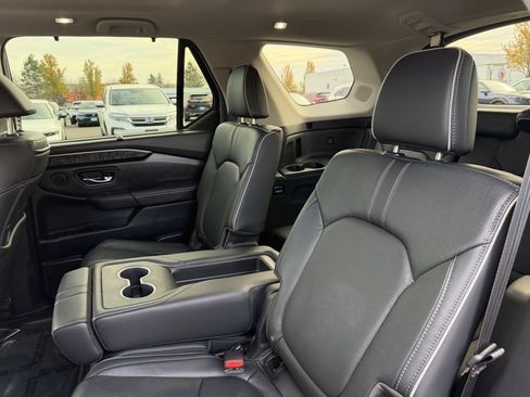 Certified 2023 Honda Pilot Elite image 29