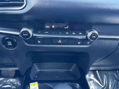 Used 2024 MAZDA CX-30 AWD 2.5 S w/ Preferred Package image 22