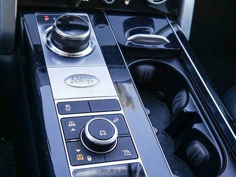 Used 2020 Land Rover Range Rover Long Wheelbase HSE image 21