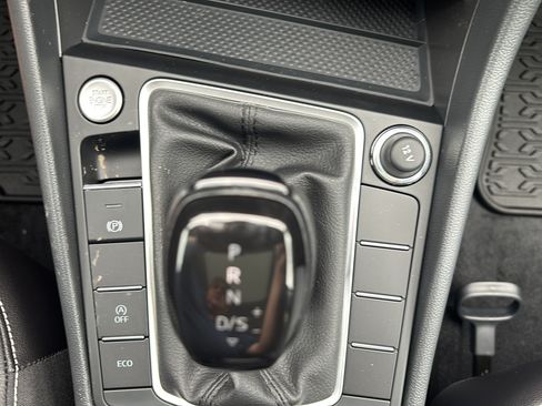 New 2026 Volkswagen Jetta SE FWD image 27