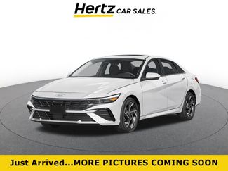 Used 2025 Hyundai Elantra SEL FWD video 1