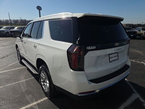 Used 2025 Chevrolet Tahoe LT image 3