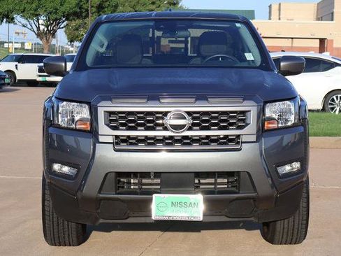Certified 2025 Nissan Frontier SV w/ SV Convenience Package RWD image 4