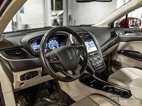 Used 2018 Lincoln MKC Reserve w/ Lincoln MKC Climate Package image 21