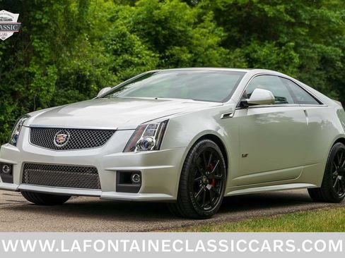 Used 2015 Cadillac CTS V RWD image 10