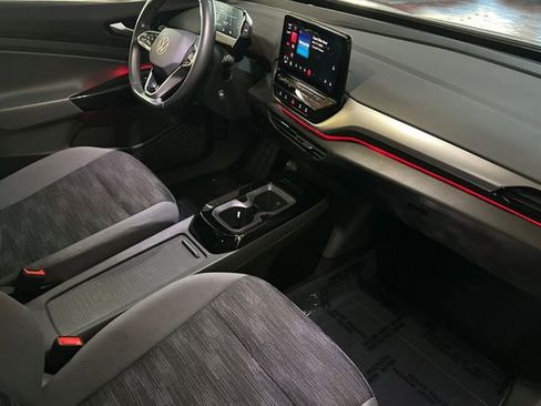 Used 2022 Volkswagen ID.4 Pro image 19