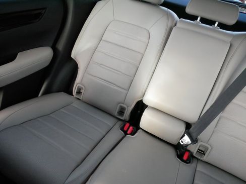 Used 2024 Honda CR-V EX-L image 12