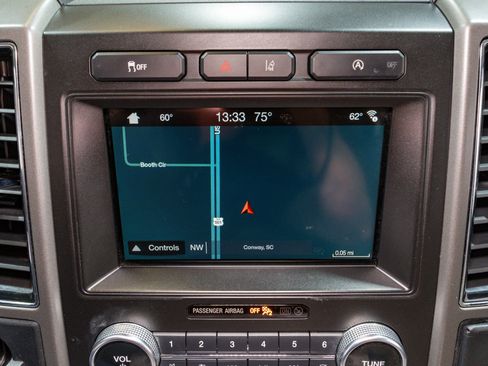 Used 2018 Ford Expedition Max XLT w/ Equipment Group 202A image 17