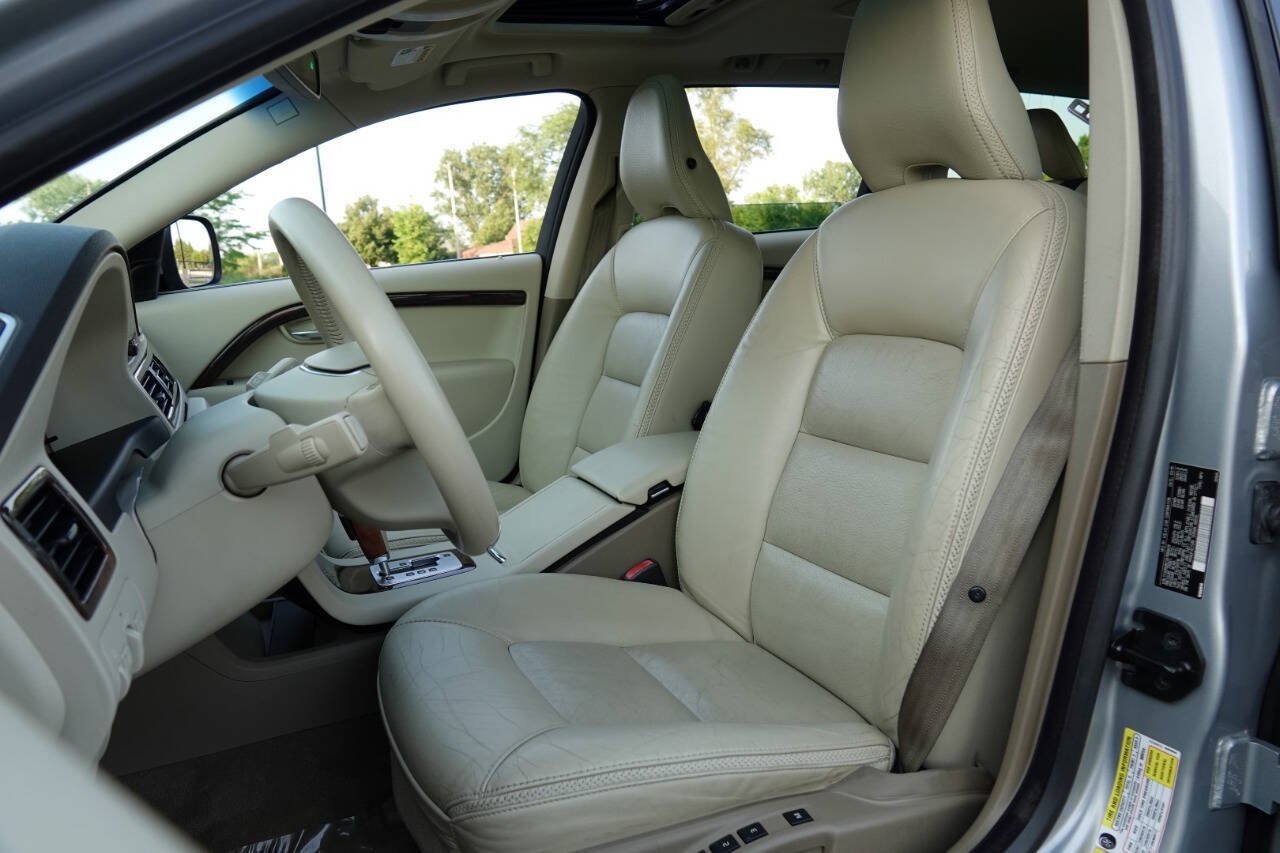Used 2010 Volvo XC70 T6 AWD/4WD image 52