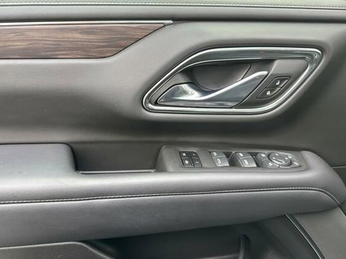 Used 2022 Chevrolet Tahoe Z71 w/ Luxury Package image 8