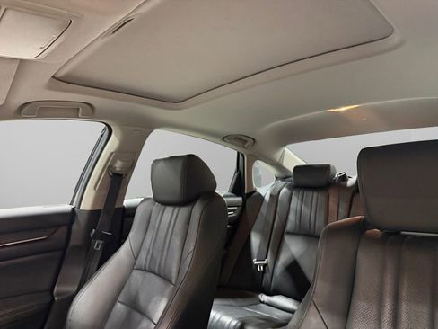 Used 2022 Honda Accord Touring image 39