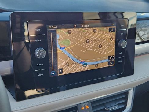 New 2025 Volkswagen Taos SEL image 12