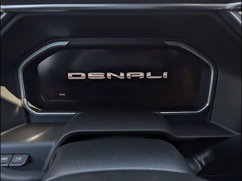 New 2026 GMC Sierra 2500 Denali Ultimate w/ LPO, Black Badging Package AWD/4WD image 2