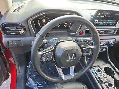 Used 2025 Honda Pilot EX-L image 18