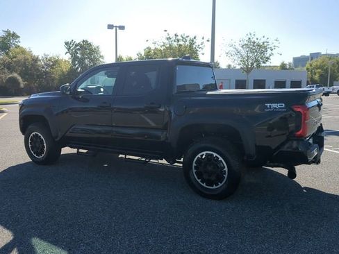 Certified 2026 Toyota Tacoma TRD Off-Road image 6