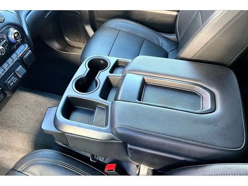 Used 2019 GMC Sierra 1500 SLT image 15