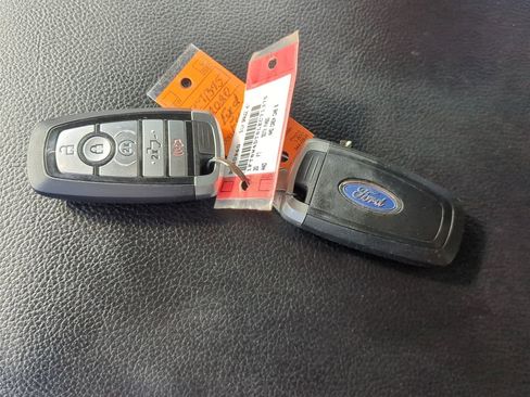 Certified 2020 Ford F450 Lariat w/ Lariat Ultimate Package image 27