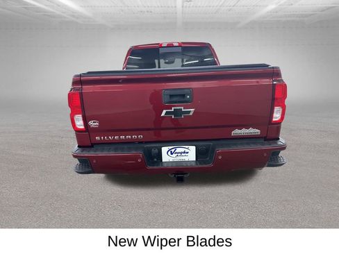 Used 2018 Chevrolet Silverado 1500 High Country image 11