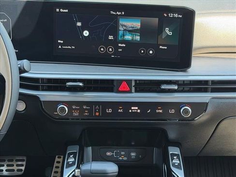 New 2026 Kia Sorento SX Prestige AWD/4WD image 18