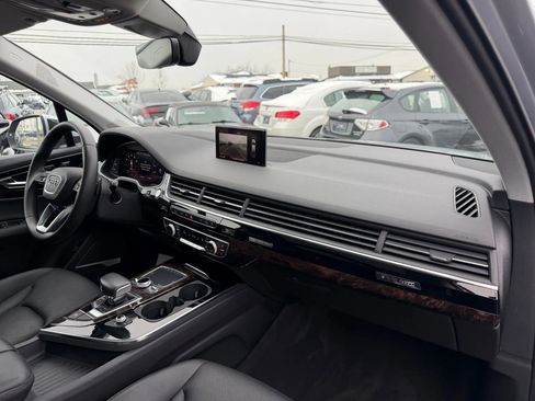Used 2018 Audi Q7 3.0T Prestige image 19