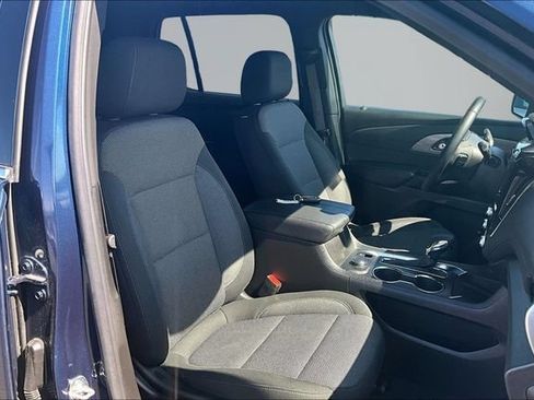 Used 2023 Chevrolet Traverse LT AWD/4WD image 7