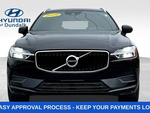 Used 2019 Volvo XC60 T5 Momentum w/ Premium Package FWD image 2