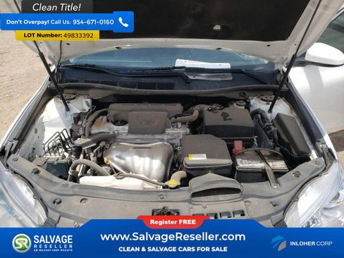 Used 2015 Toyota Camry SE FWD image 9
