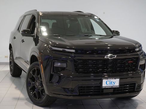 New 2026 Chevrolet Traverse RS w/ LPO, Floor Liner Package image 4