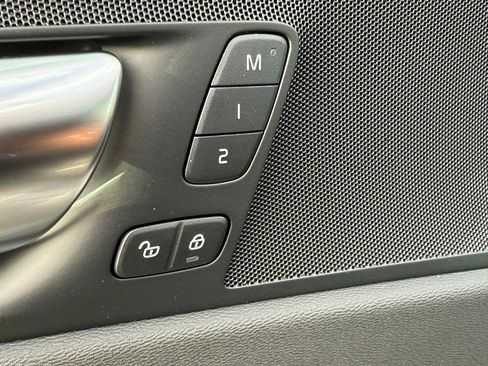 New 2026 Volvo XC60 B5 Plus w/ Protection Package Premier image 10