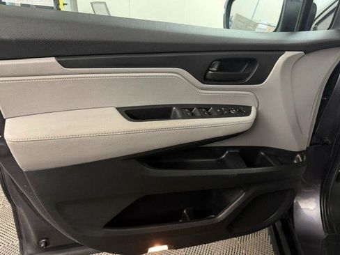 Used 2020 Honda Odyssey EX image 19