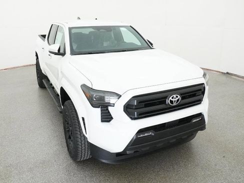 New 2026 Toyota Tacoma SR5 RWD image 17