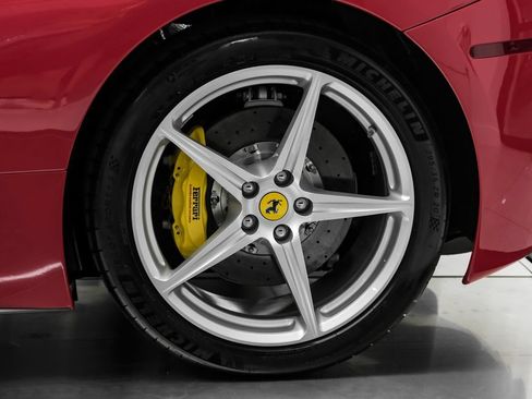 Used 2014 Ferrari 458 Spider RWD image 64