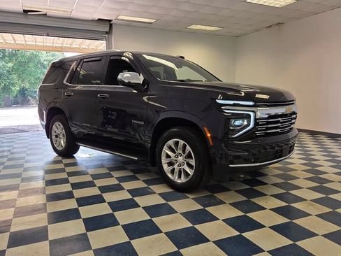 Used 2025 Chevrolet Tahoe Premier w/ Sun And Tow Package RWD image 1