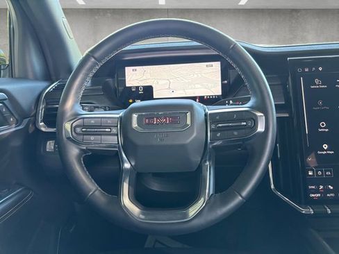 Used 2025 GMC Acadia Elevation w/ Elevation Premium Package FWD image 27