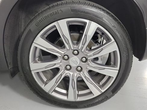 Used 2023 Cadillac XT4 Premium Luxury FWD image 9