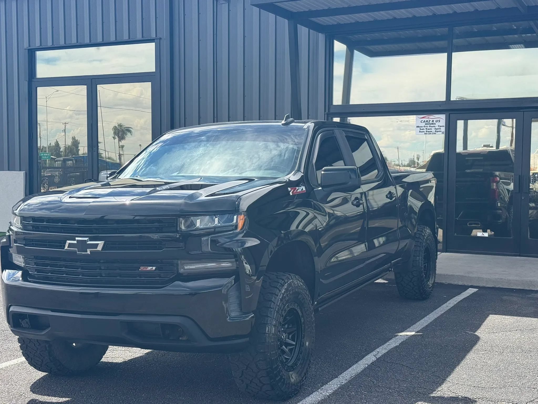 Used 2020 Chevrolet Silverado 1500 LT Trail Boss AWD/4WD image 2