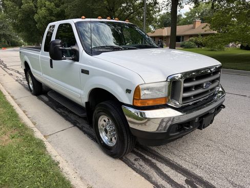 Used 2001 Ford F250 XLT AWD/4WD image 7