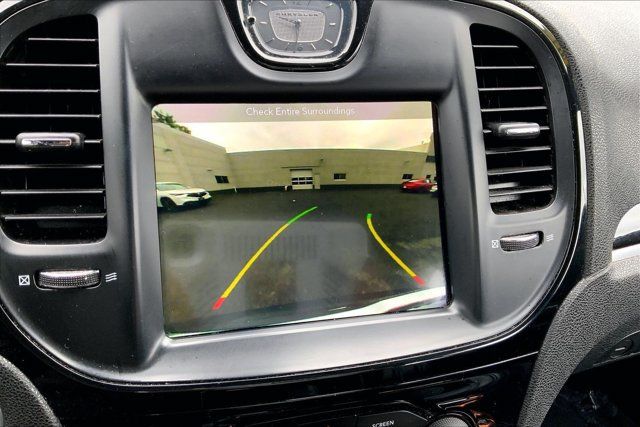 Used 2019 Chrysler 300 S RWD image 20