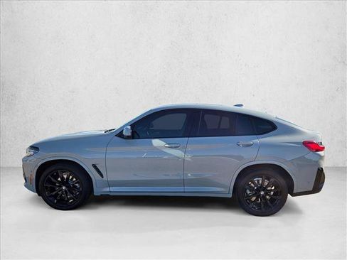 Certified 2025 BMW X4 xDrive30i w/ Premium Package AWD/4WD image 10