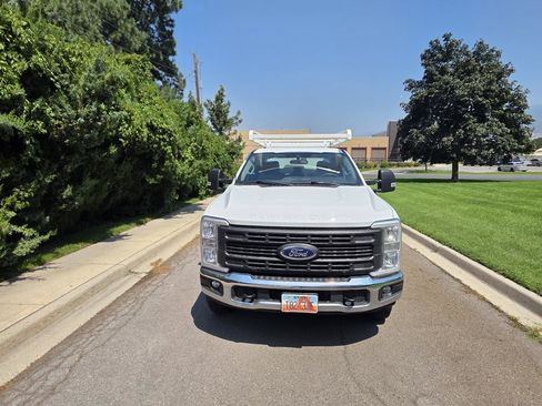 Used 2023 Ford F350 XL w/ XL Driver Assist Package AWD/4WD image 3